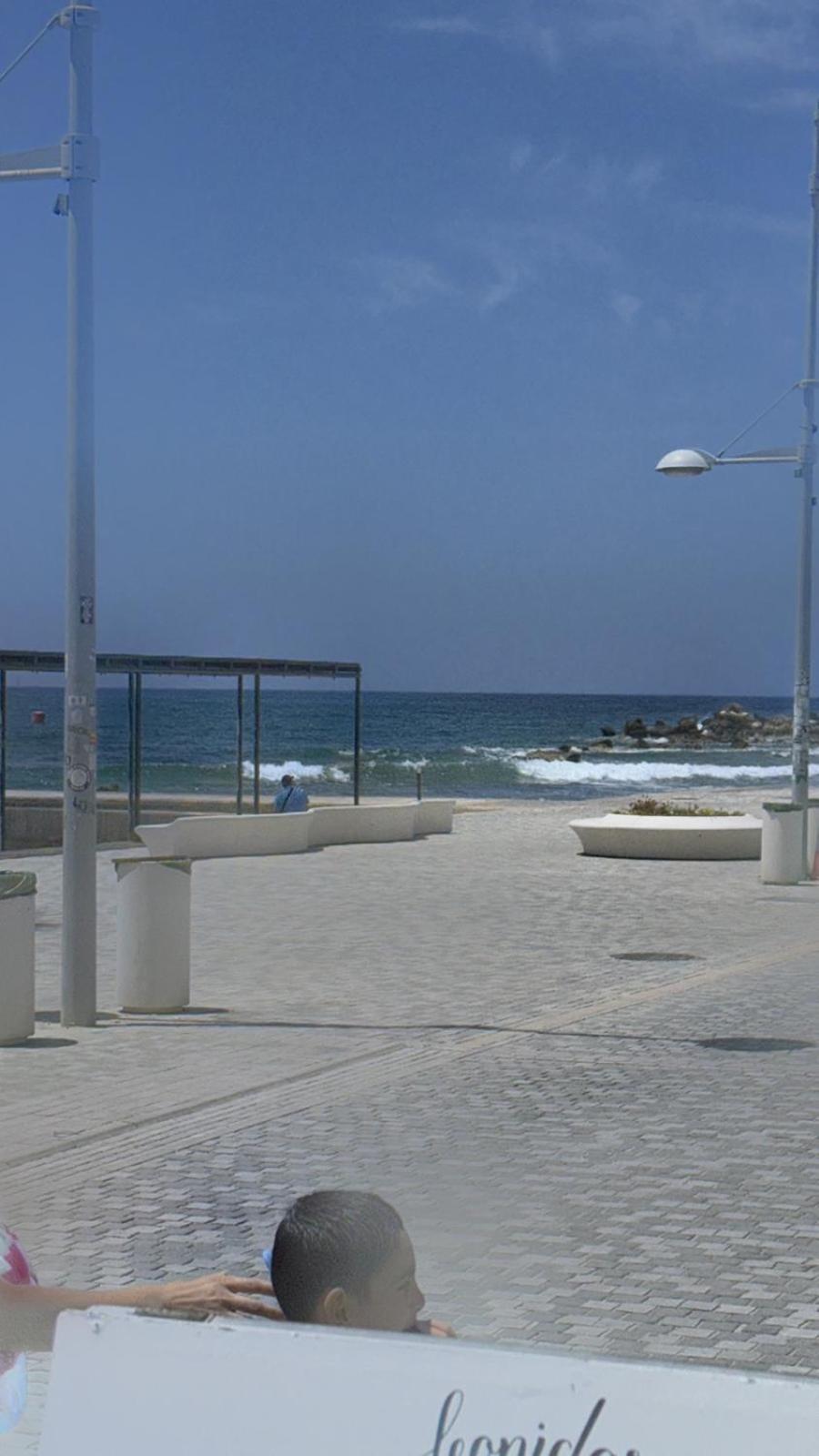 Beachside Light House Kato Paphos 82 Kültér fotó